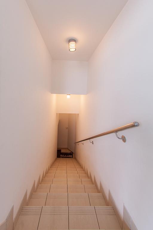 Mansard Apartment Antonovicha 4 Київ Екстер'єр фото
